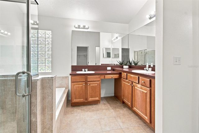 24132 DENALI COURT, Lutz, FL 33559