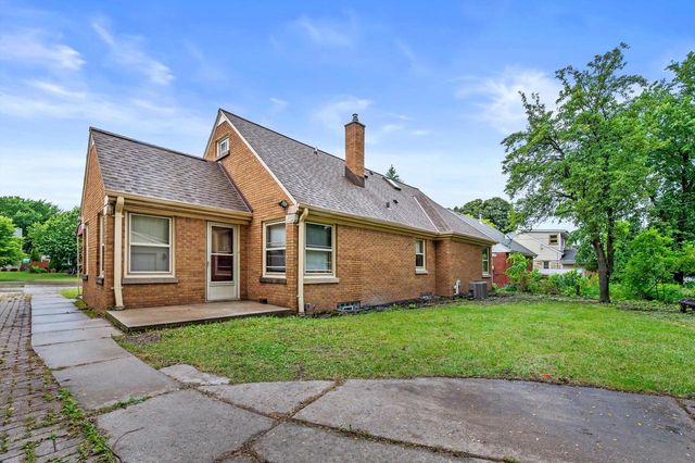 3366 S 35th STREET, Milwaukee, WI 53215