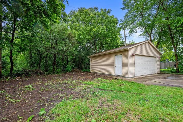 3366 S 35th STREET, Milwaukee, WI 53215