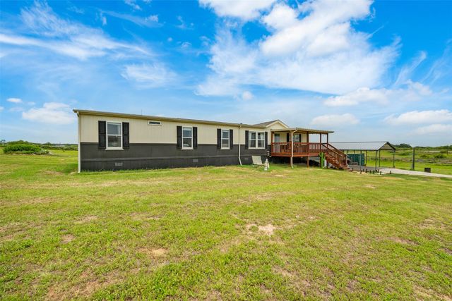 141 Kid Road, Boyd, TX 76023