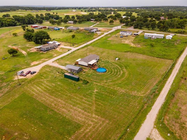 141 Kid Road, Boyd, TX 76023