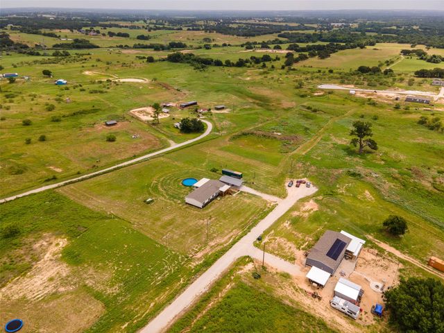 141 Kid Road, Boyd, TX 76023