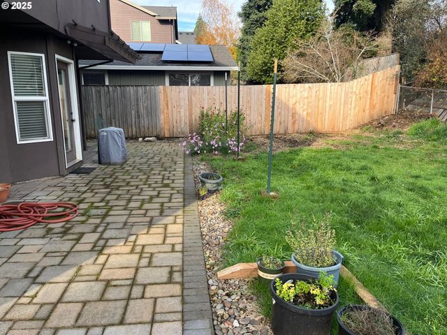 2525 SUNSET Ave, West Linn, OR 97068