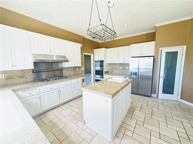 23799 Via Segovia, Murrieta, CA 92562