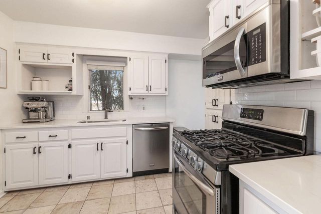 5045 Idlewild AVENUE, Milwaukee, WI 53217