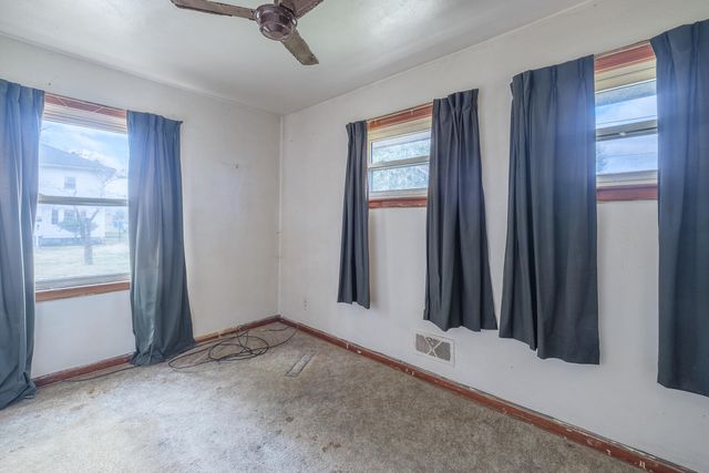 1629 Golfside AVE, Roanoke, VA 24017