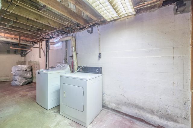 1629 Golfside AVE, Roanoke, VA 24017