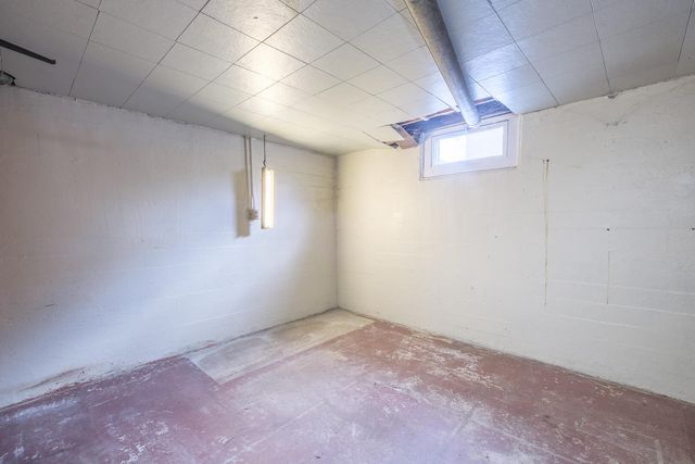 1629 Golfside AVE, Roanoke, VA 24017