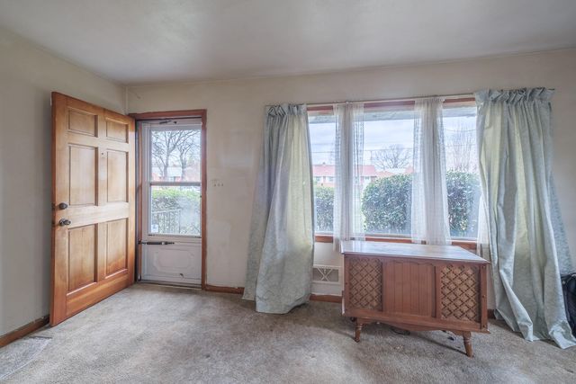 1629 Golfside AVE, Roanoke, VA 24017