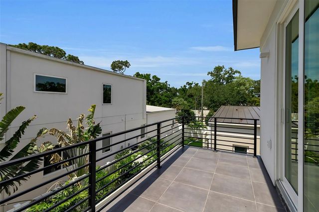 2516 BROWNING STREET, Sarasota, FL 34237