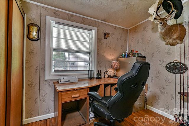 415 Weaverville Road, Asheville, NC 28804
