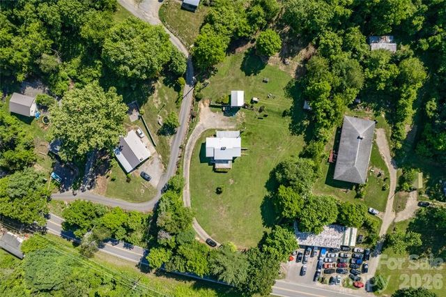 415 Weaverville Road, Asheville, NC 28804