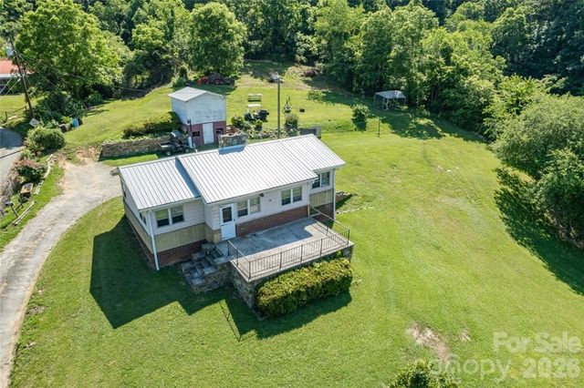 415 Weaverville Road, Asheville, NC 28804
