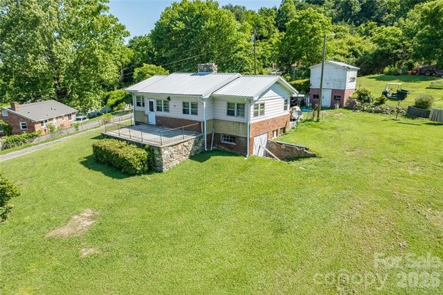 415 Weaverville Road, Asheville, NC 28804