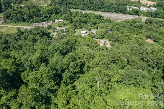 415 Weaverville Road, Asheville, NC 28804