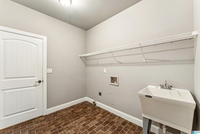 910 TWIN BLUFFS DRIVE, Springville, AL 35120