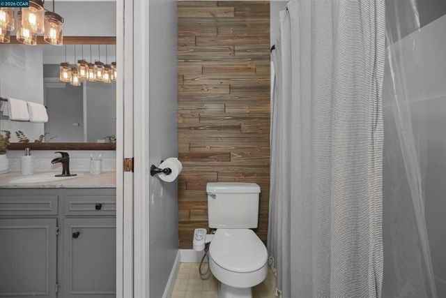 825 Oak Grove Rd 46, Concord, CA 94518