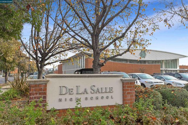 825 Oak Grove Rd 46, Concord, CA 94518