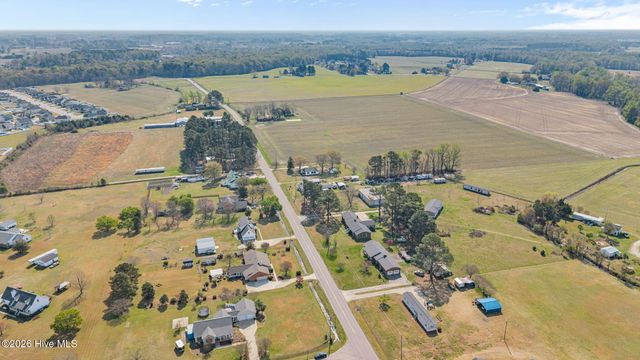 737 Pocosin Road, Winterville, NC 28590