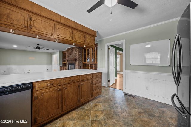 737 Pocosin Road, Winterville, NC 28590