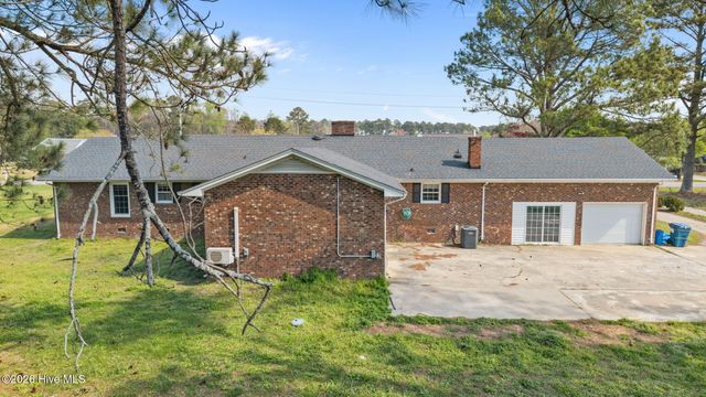 737 Pocosin Road, Winterville, NC 28590