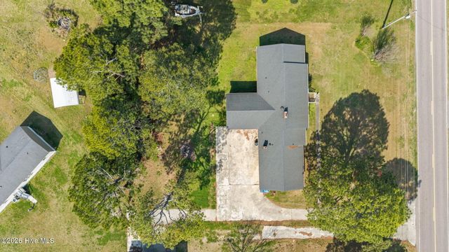 737 Pocosin Road, Winterville, NC 28590