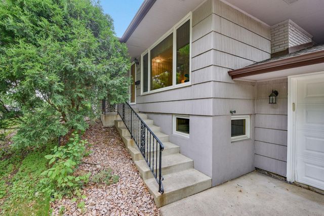6221 Hansen Road, Edina, MN 55436