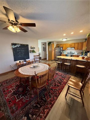 541 W GRANT Street, Maryville, MO 64468