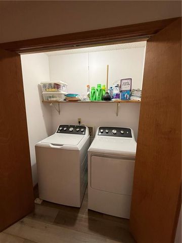 541 W GRANT Street, Maryville, MO 64468