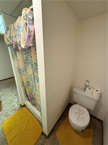 541 W GRANT Street, Maryville, MO 64468