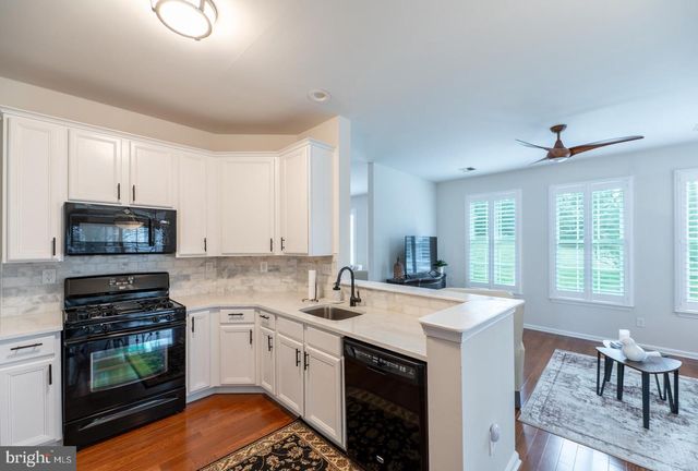 21 HUNTERS WAY, Glen Mills, PA 19342