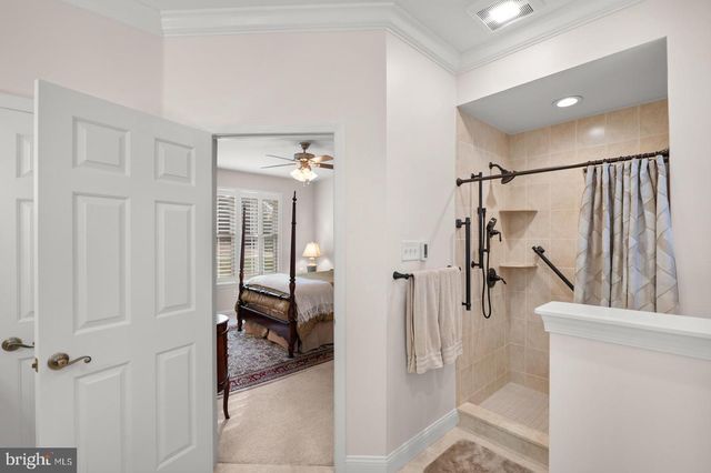 21 HUNTERS WAY, Glen Mills, PA 19342