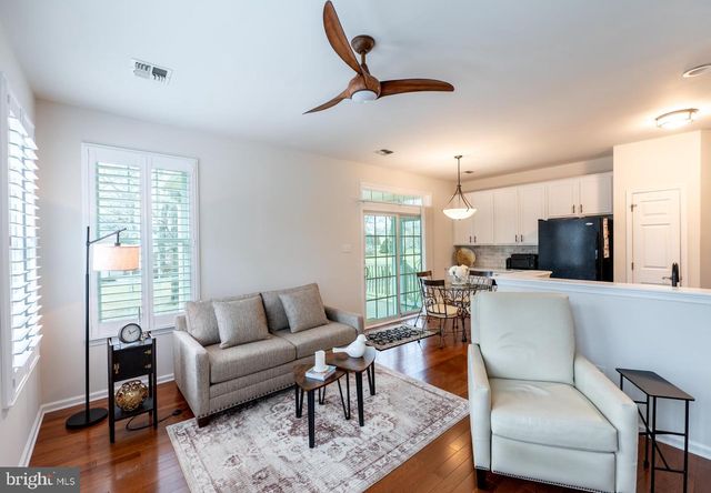 21 HUNTERS WAY, Glen Mills, PA 19342