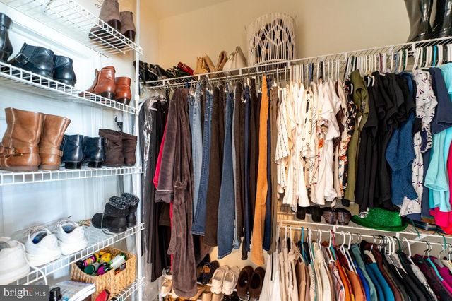 21 HUNTERS WAY, Glen Mills, PA 19342