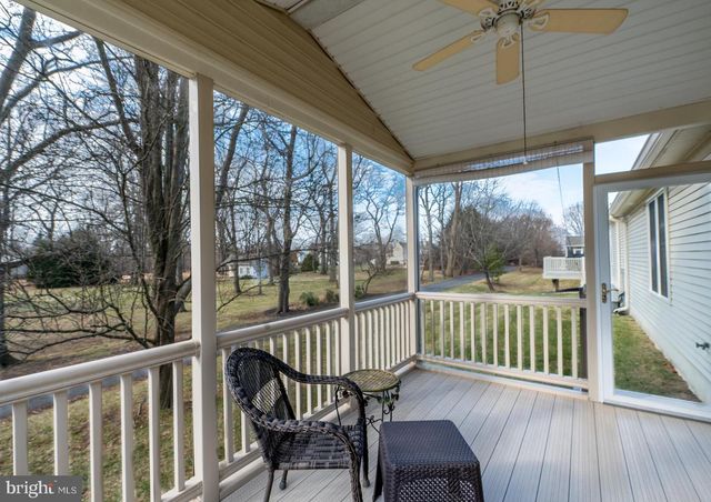 21 HUNTERS WAY, Glen Mills, PA 19342