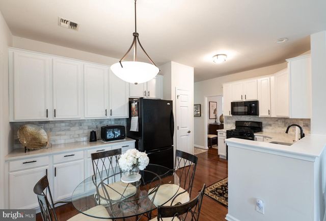 21 HUNTERS WAY, Glen Mills, PA 19342