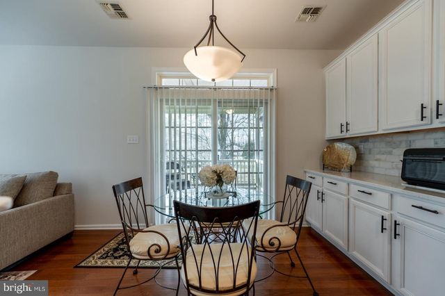 21 HUNTERS WAY, Glen Mills, PA 19342