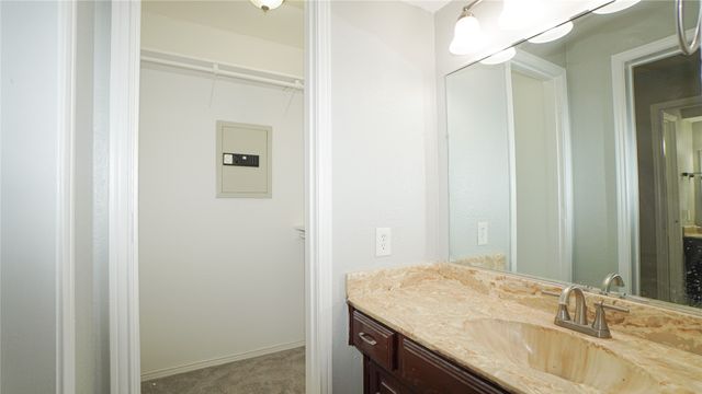 7113 Ridgeview Drive, Rowlett, TX 75089