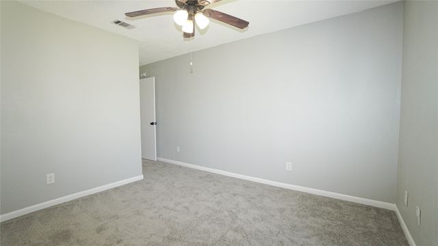 7113 Ridgeview Drive, Rowlett, TX 75089
