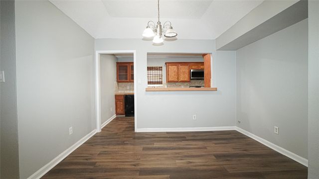 7113 Ridgeview Drive, Rowlett, TX 75089