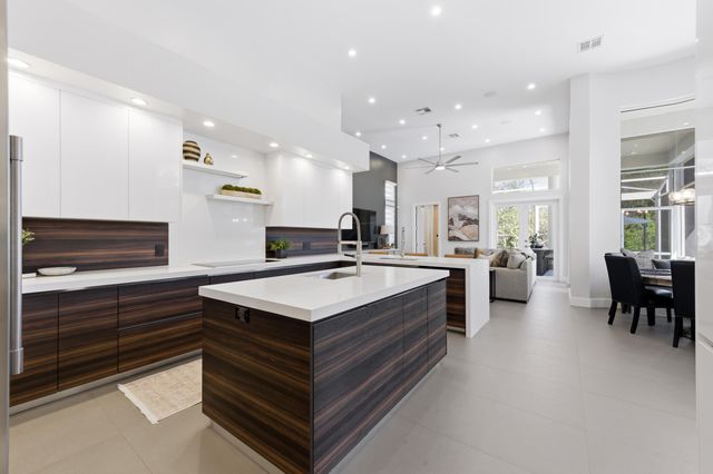 8245 SE Country Estates Way, Jupiter, FL 33458