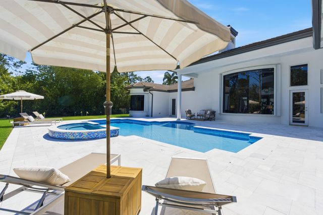 8245 SE Country Estates Way, Jupiter, FL 33458