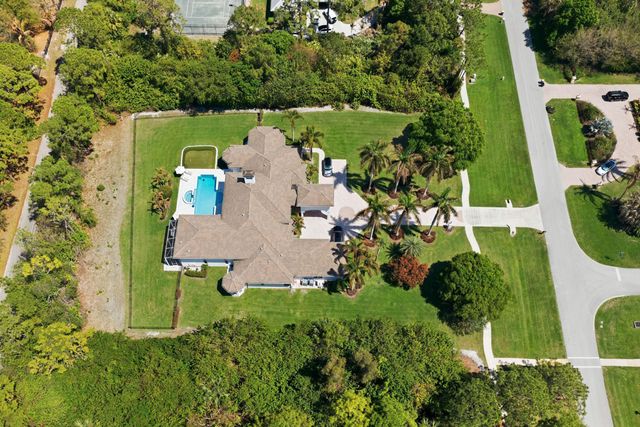 8245 SE Country Estates Way, Jupiter, FL 33458