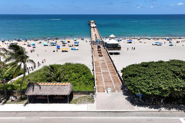 8245 SE Country Estates Way, Jupiter, FL 33458