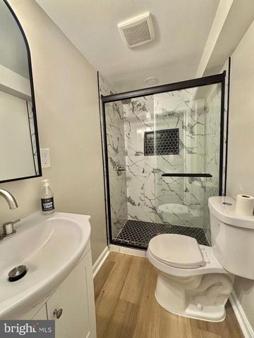 458 BURNS ST SE, Washington, DC 20019