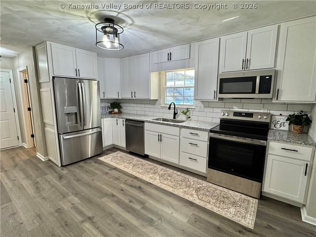 1292 Scott Depot Road, Scott Depot, WV 25560