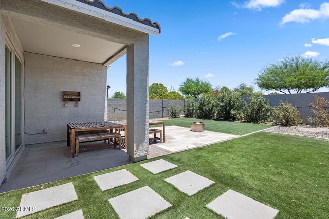 4121 S 67TH Drive, Phoenix, AZ 85043