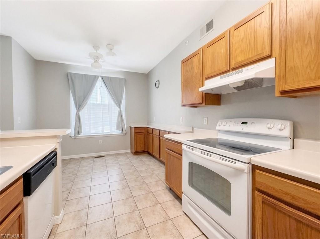 7940 Preserve CIR 916, Naples, FL 34119