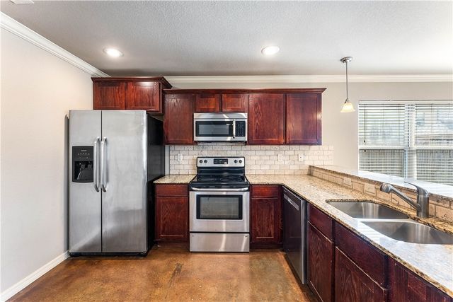 2665 N Arroyo Avenue, Fayetteville, AR 72703