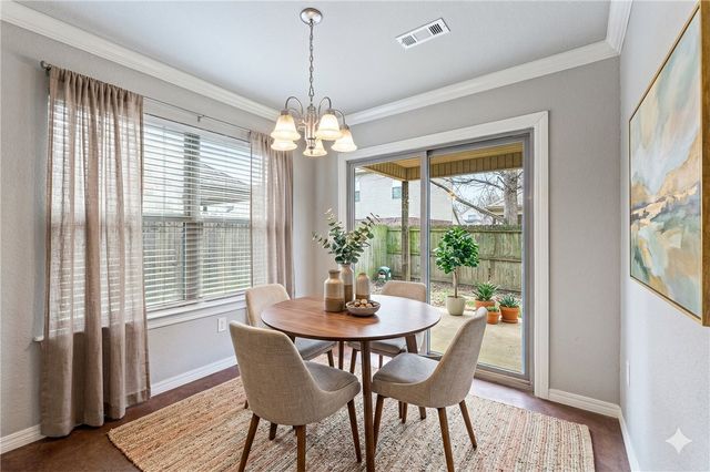 2665 N Arroyo Avenue, Fayetteville, AR 72703